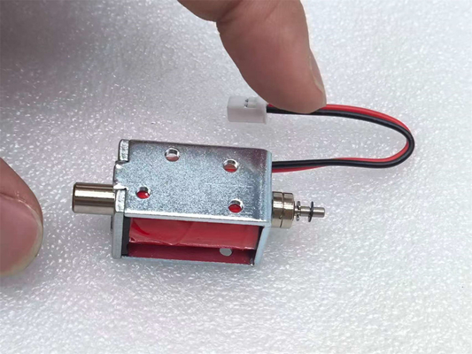 U0629 Cuadro abierto y pequeños imanes 24V DC Push Pull Solenoide Actuador de movimiento lineal de pequeño tamaño